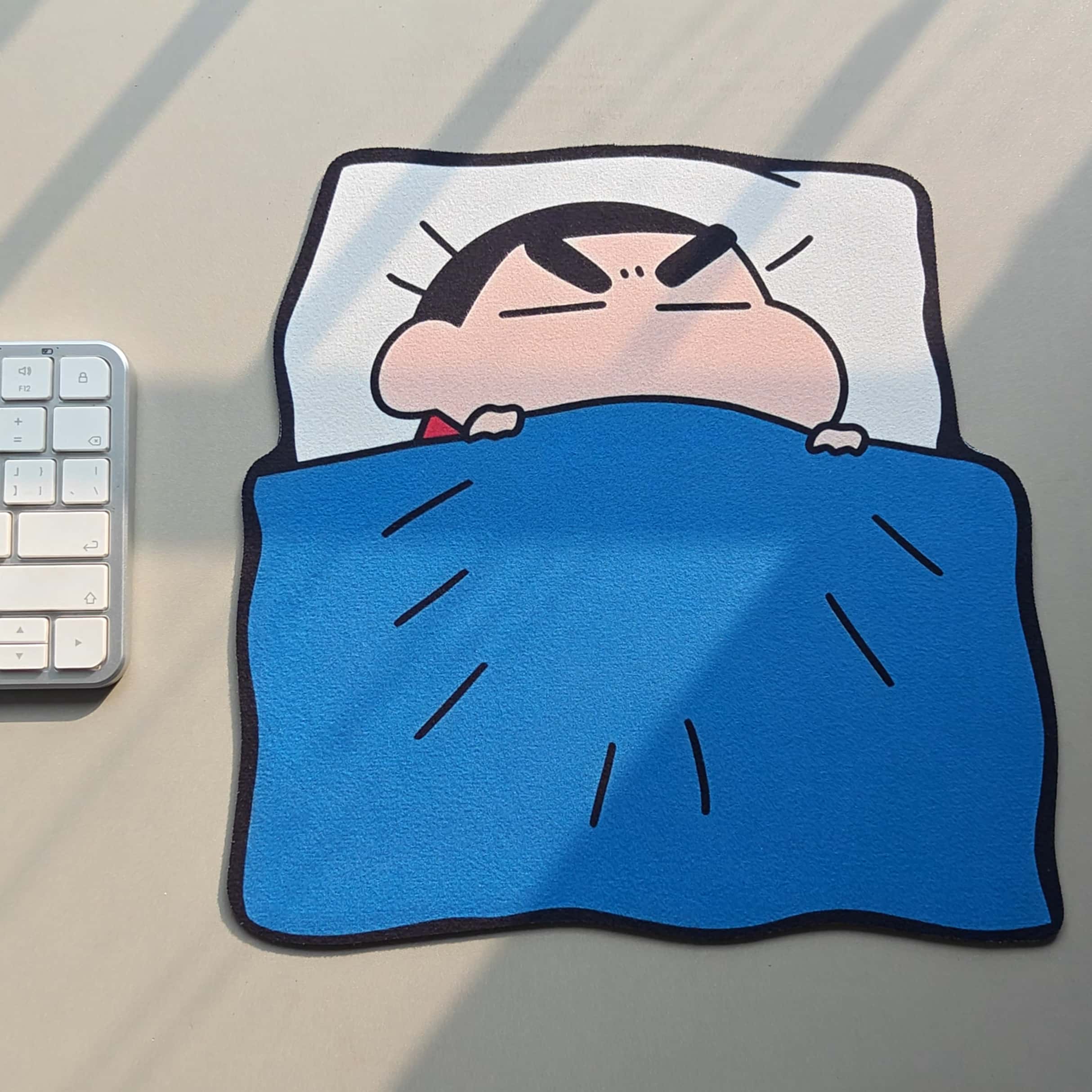 Home Office Programmer - かわいいクレヨンしんちゃんマウスパッド、ゴム製滑り止めベース、柔らかい生地表面、アニメデスクマット、オフィス/家庭/コンピューター用