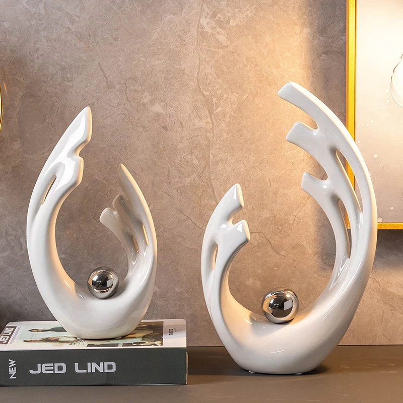 Home Office Architecture - シンプルな白い陶器製の彫刻が施された中空装飾工芸品、オフィスデスクの装飾品、リビングルーム用の家の装飾アクセサリー