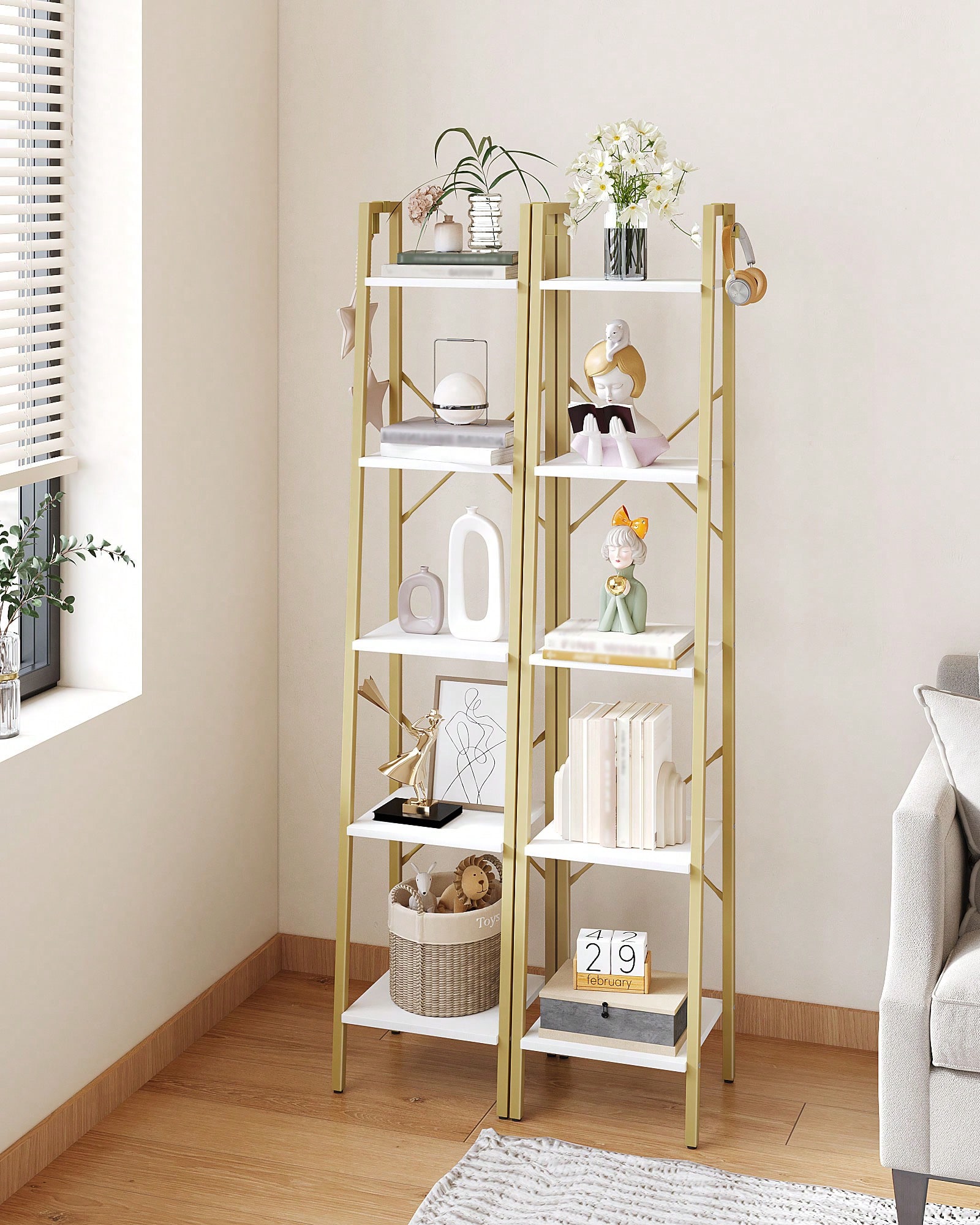 5段ラダーシェルフ モダン グラム ホワイトゴールド ブック - Home Office Bookshelves のレビューと価格